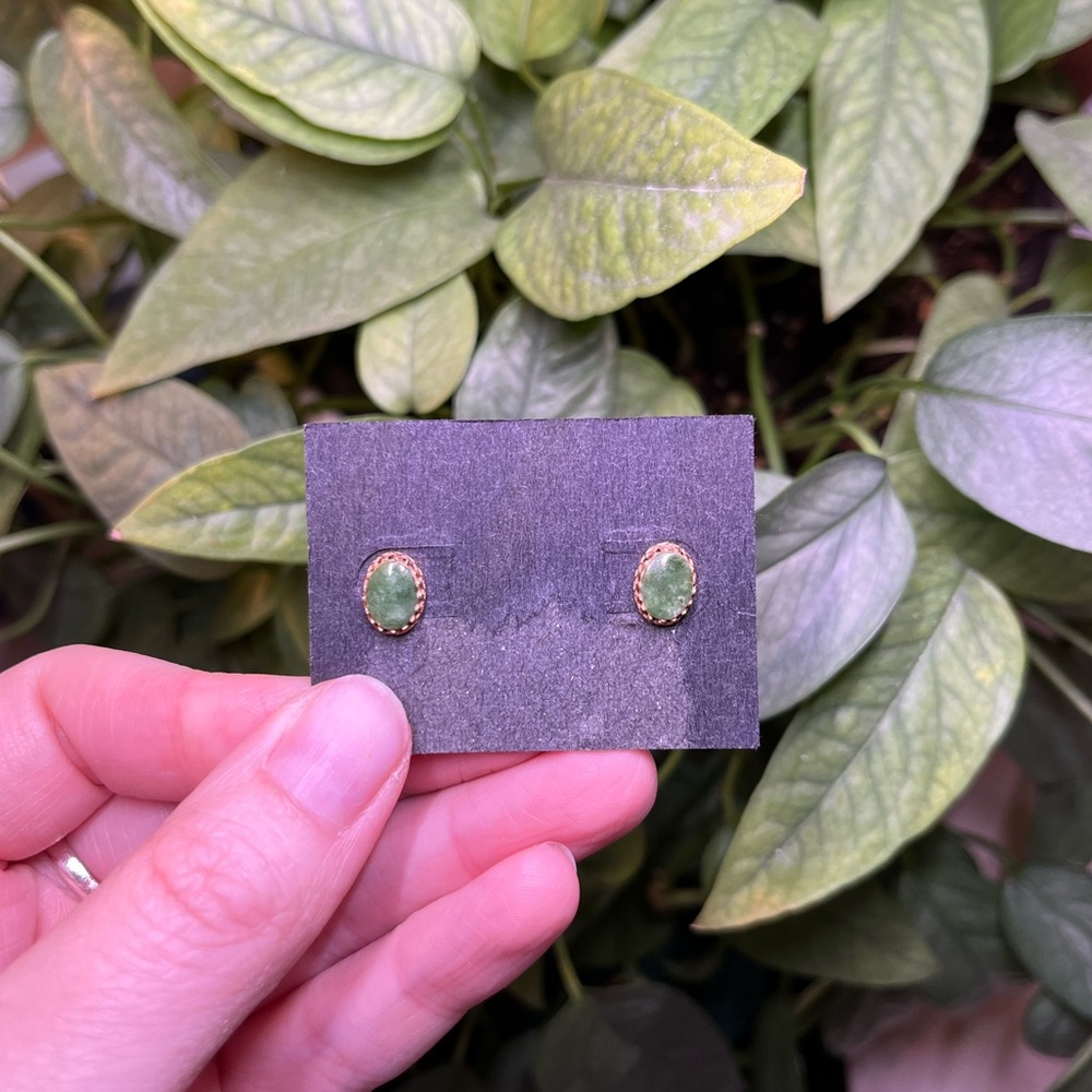 Vintage 14k gold earrings with backs
